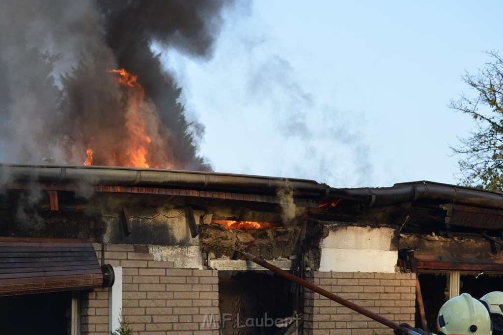 Feuer 2 Y Explo Koeln Hoehenhaus Scheuerhofstr P1541.JPG